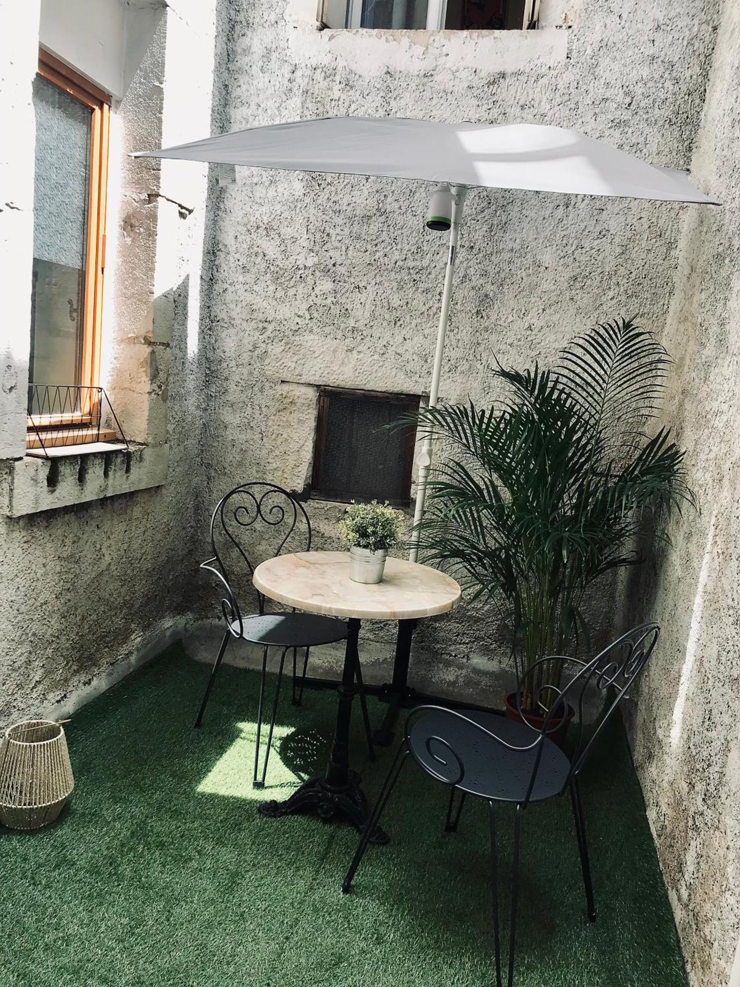 Le Pastore Avec Terrasse Au Coeur Du Centre Historique Dijon Exterior foto